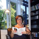 "Der Engel mit der Peitsche" liest